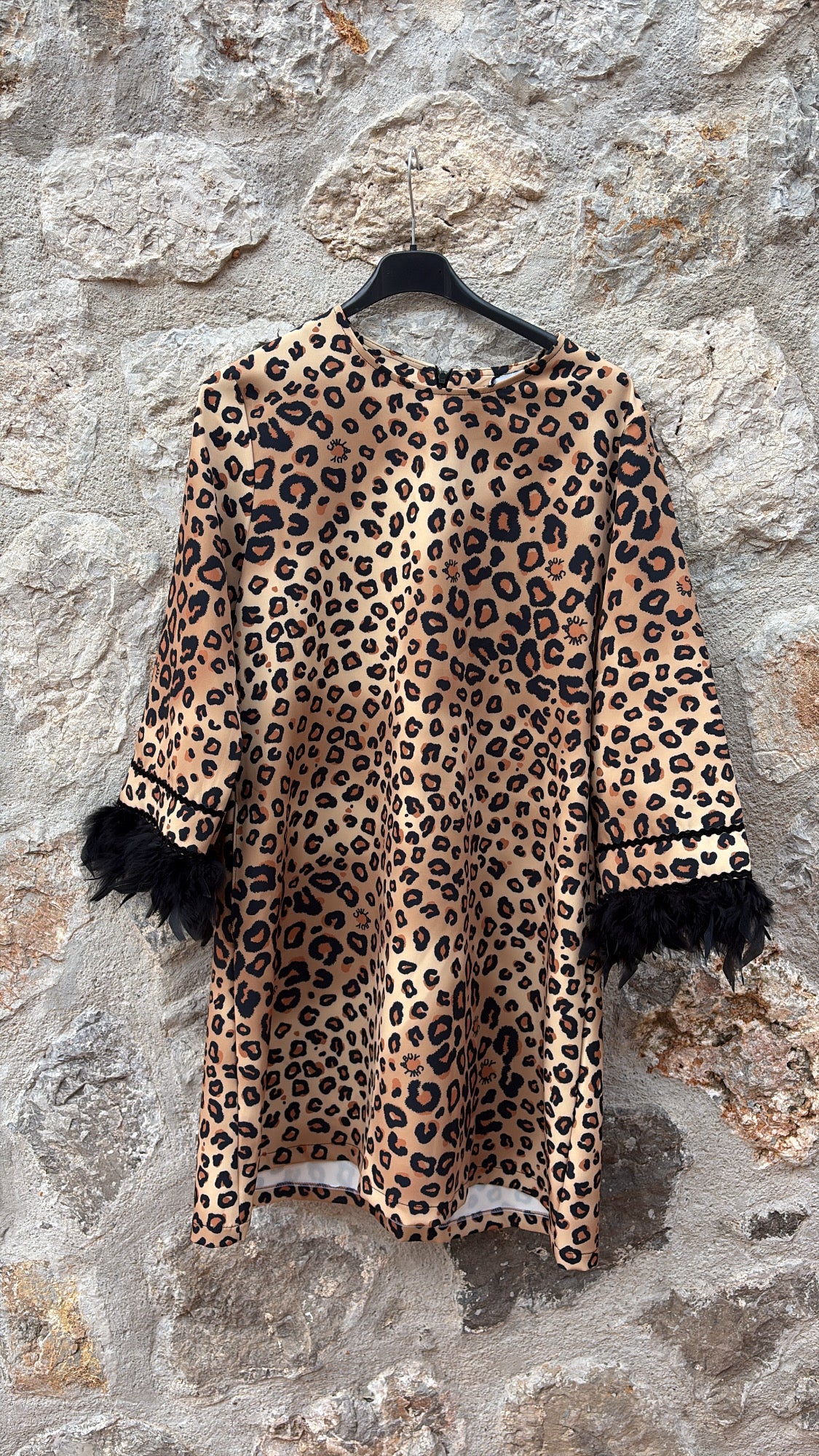 VESTIDO LEOPARDO PLUMA CHILL BUY