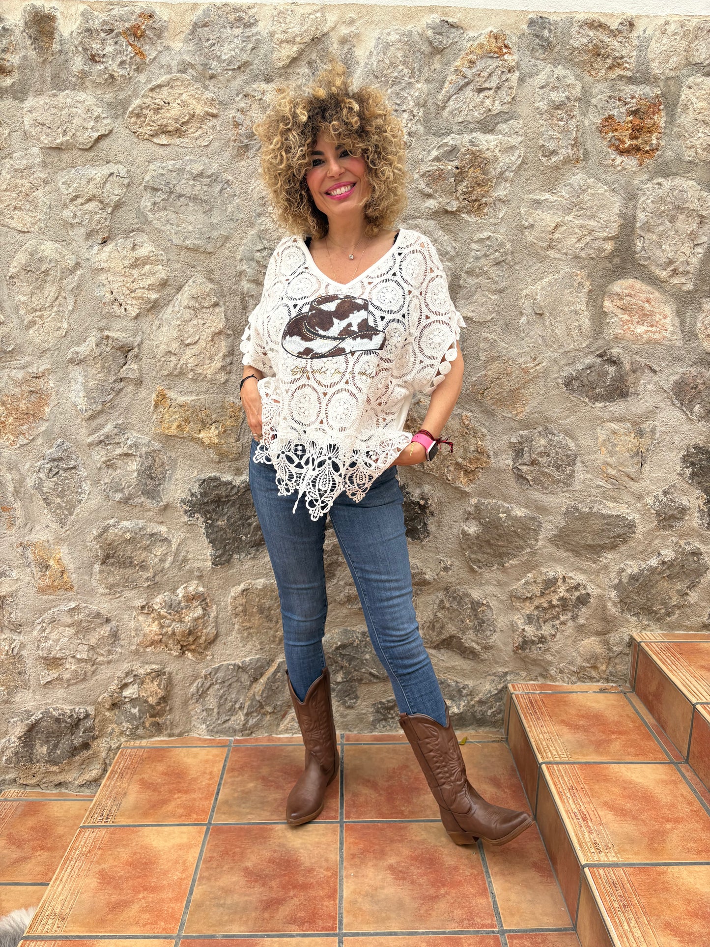 CAMISA ENCAJE CON ESTAMPADO VAQUERO