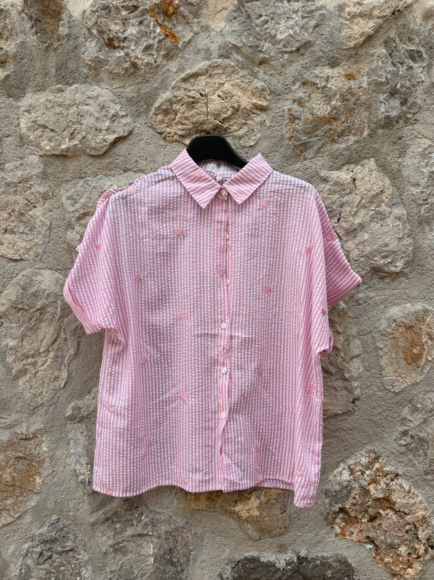 CAMISA CORAZONES ROSA