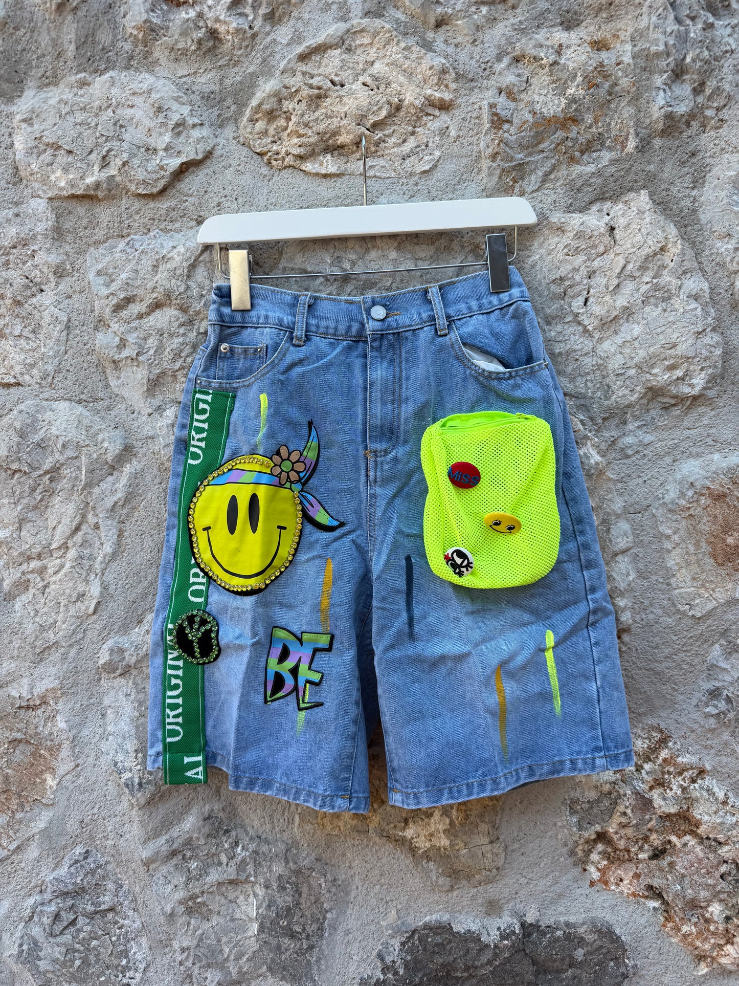 SHORTS VAQUEROS CON ESTAMPADOS